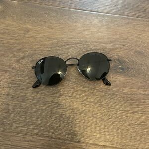 Ray-Ban Round Metal RB3447 Sunglasses